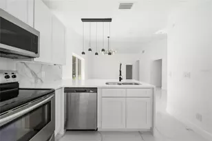 5670 Breckenridge Cir, Orlando, FL 32818 - Photo 5