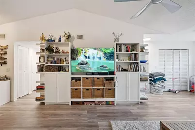 4642 Commander Drive #938, Orlando, FL 32822 - Photo 5