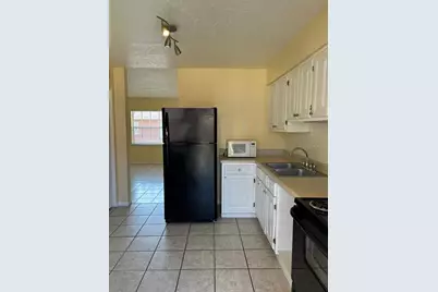 1627 W Oak Ridge Road #D, Orlando, FL 32809 - Photo 5