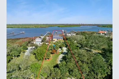 1703 S Riverside Drive, New Smyrna Beach, FL 32168 - Photo 1