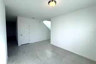 2958 Sunstar Dr, Saint Cloud, FL 34772 - Photo 3