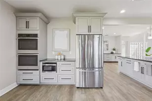 303 Waterwood Dr, Yalaha, FL 34797 - Photo 17