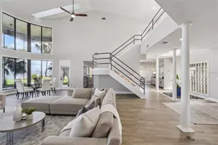 303 Waterwood Dr, Yalaha, FL 34797 - Photo 11