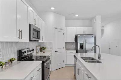 3583 Davenport Creek Court, Kissimmee, FL 34746 - Photo 13