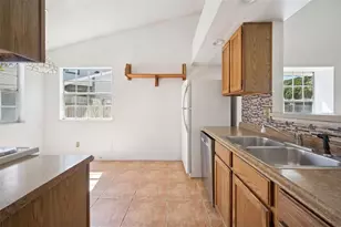 1689 Torrington Cir, Longwood, FL 32750 - Photo 9