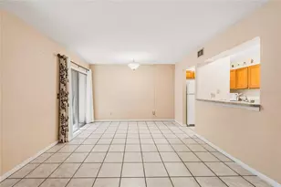 100 Sweetgum Woods Ct, Deltona, FL 32725 - Photo 9