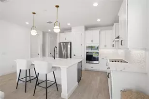 19310 Banfield Pl, Orlando, FL 32827 - Photo 11