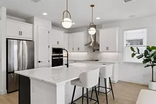 19310 Banfield Pl, Orlando, FL 32827 - Photo 9