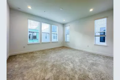 2046 Packing District Way, Orlando, FL 32804 - Photo 33