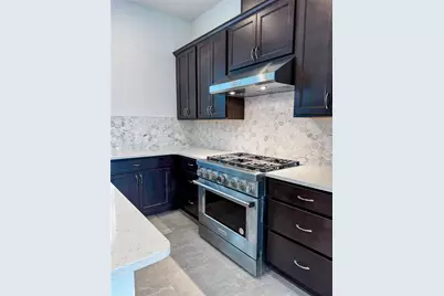 2046 Packing District Way, Orlando, FL 32804 - Photo 17