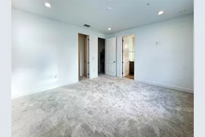 2046 Packing District Way, Orlando, FL 32804 - Photo 37