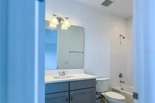 2046 Packing District Wy, Orlando, FL 32804 - Photo 43