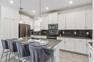 9095 Sommerset Hills Dr, Davenport, FL 33896 - Photo 13