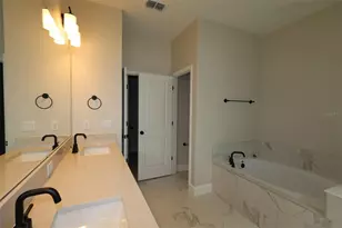 2600 Ravencliffe Ter, Oviedo, FL 32765 - Photo 5