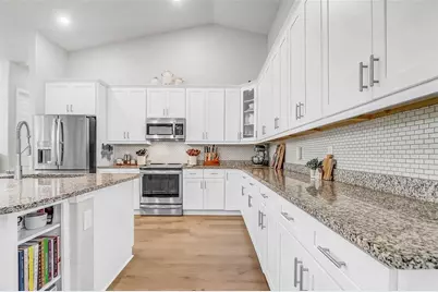 19436 Seaview Street, Orlando, FL 32833 - Photo 11