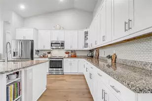 19436 Seaview St, Orlando, FL 32833 - Photo 11