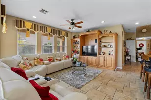 1352 Oakcrest Ct, Davenport, FL 33837 - Photo 17