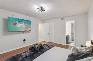 2002 Royal Bay Blvd, Kissimmee, FL 34746 - Photo 15