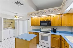 5884 Parkview Point Dr, Orlando, FL 32821 - Photo 7