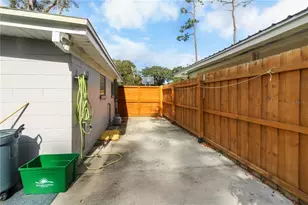762 Temple Ave, Orange City, FL 32763 - Photo 17