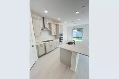 3810 Knotty Pine Street, Saint Cloud, FL 34772 - Photo 5