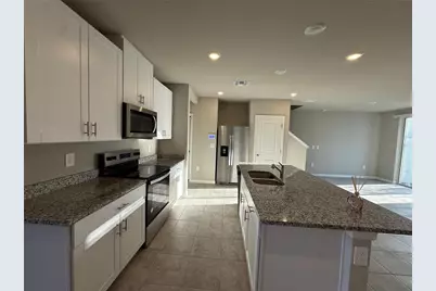 7649 Intrepid Road, Wesley Chapel, FL 33545 - Photo 25