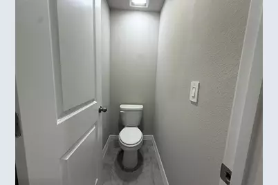 7649 Intrepid Road, Wesley Chapel, FL 33545 - Photo 11