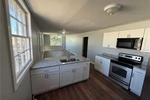 325 S Franklin St, Daytona Beach, FL 32114 - Photo 3