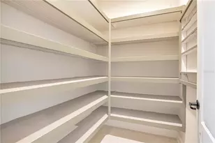 15195 Lake Claire Overlook Dr, Winter Garden, FL 34787 - Photo 9