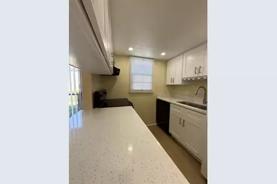 2759 L B McLeod Road #2759B, Orlando, FL 32805 - Photo 7