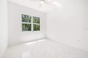 4528 Yorkshire Ln, Kissimmee, FL 34758 - Photo 9