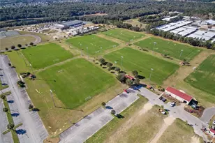 1037 Truffles Ct, Apopka, FL 32712 - Photo 77