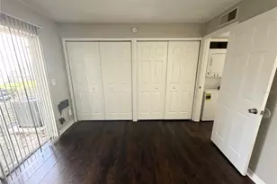 7113 E Bank Dr, Tampa, FL 33617 - Photo 9