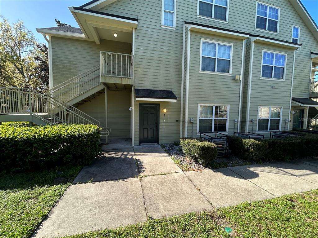 3721 S Lake Orlando Pkwy #7 - 3721 S Lake Orlando Pkwy #7, Orlando, FL 32808 Luxury Property | Jose Angel Pina