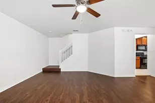9620 Charlesberg Dr, Tampa, FL 33635 - Photo 9