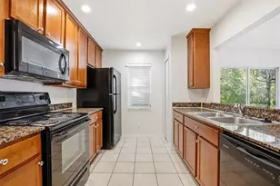 9620 Charlesberg Dr, Tampa, FL 33635 - Photo 11