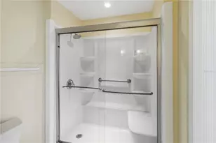 7468 Lake Willis Dr, Orlando, FL 32821 - Photo 19