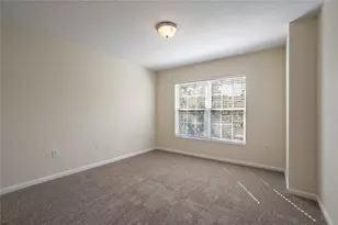 8313 Foster Dr, Davenport, FL 33896 - Photo 7