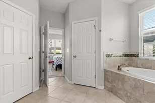 9244 Bella Vita Cir, Land O Lakes, FL 34637 - Photo 13