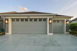 1864 Keel Ct, The Villages, FL 34762 - Photo 3