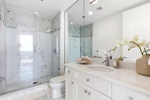 150 E Robinson St, Orlando, FL 32801 - Photo 33