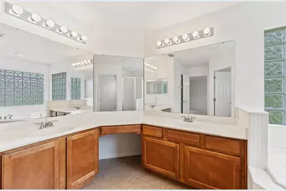 10075 Baywater Breeze Drive, Orlando, FL 32827 - Photo 25