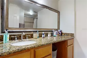 2598 Robert Trent Jones Dr, Orlando, FL 32835 - Photo 17