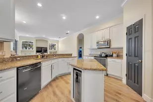 1710 Shadowmoss Cir, Lake Mary, FL 32746 - Photo 17