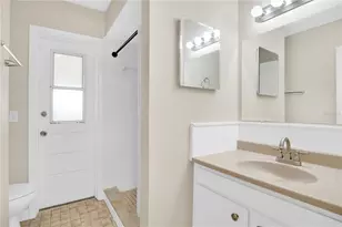 4521 Conway Gardens Rd, Orlando, FL 32806 - Photo 19