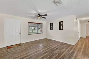 405 Tropic Cir, Fruitland Park, FL 34731 - Photo 13