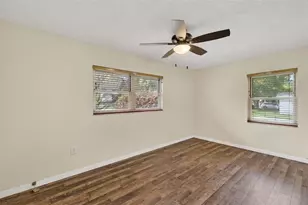 405 Tropic Cir, Fruitland Park, FL 34731 - Photo 17