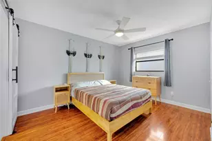 1081 Lake Weldona Dr, Orlando, FL 32806 - Photo 15