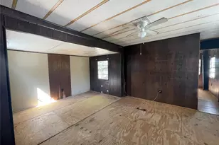 31725 Spruce Dr, Eustis, FL 32736 - Photo 5