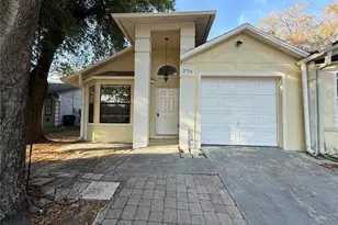 776 Wolf Creek Ct, Apopka, FL 32703 - Photo 1